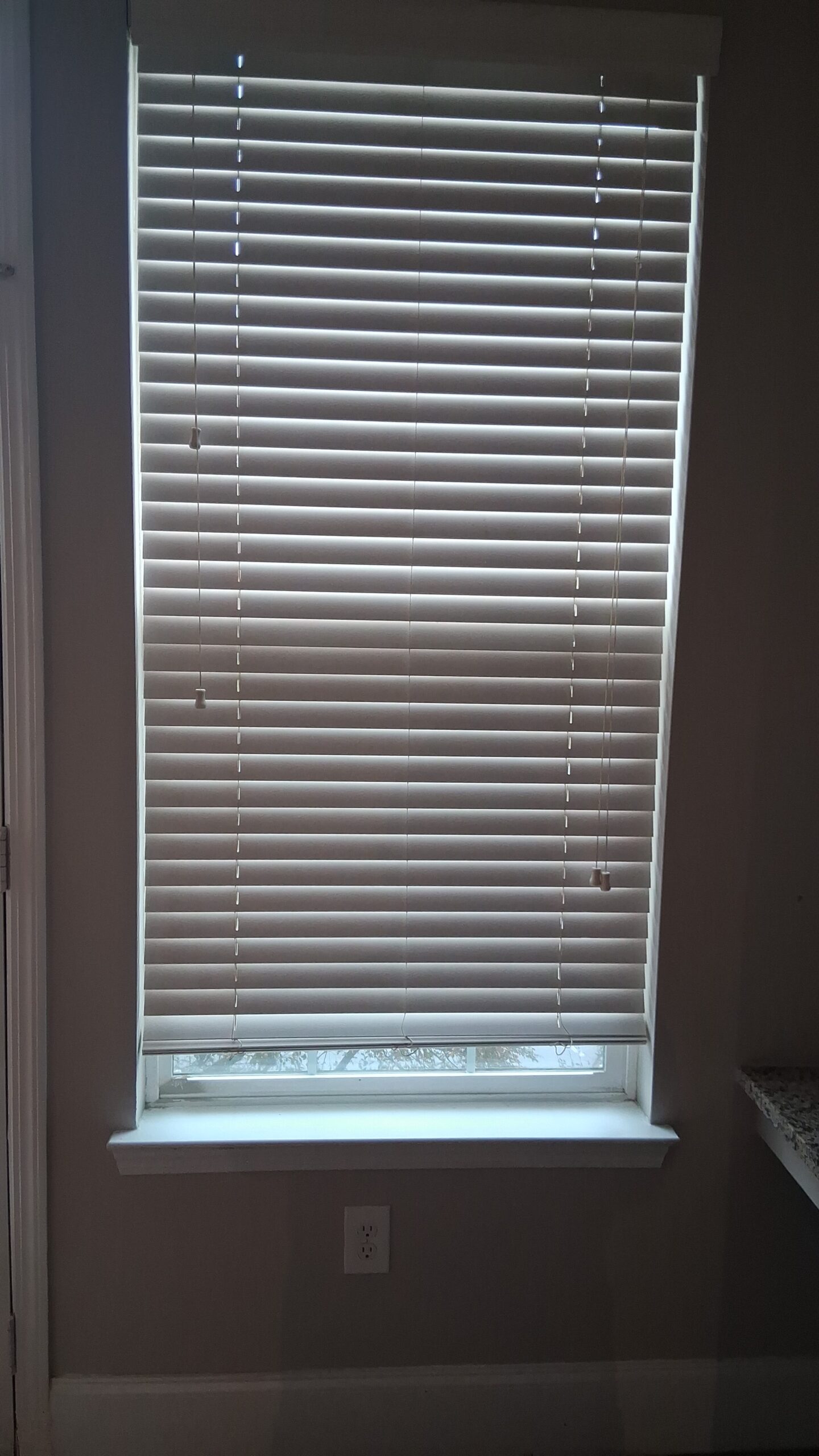 Professional deep cleaning by Mkleaning in Brookhaven, carefully cleaning delicate blinds with precision to avoid any damage.